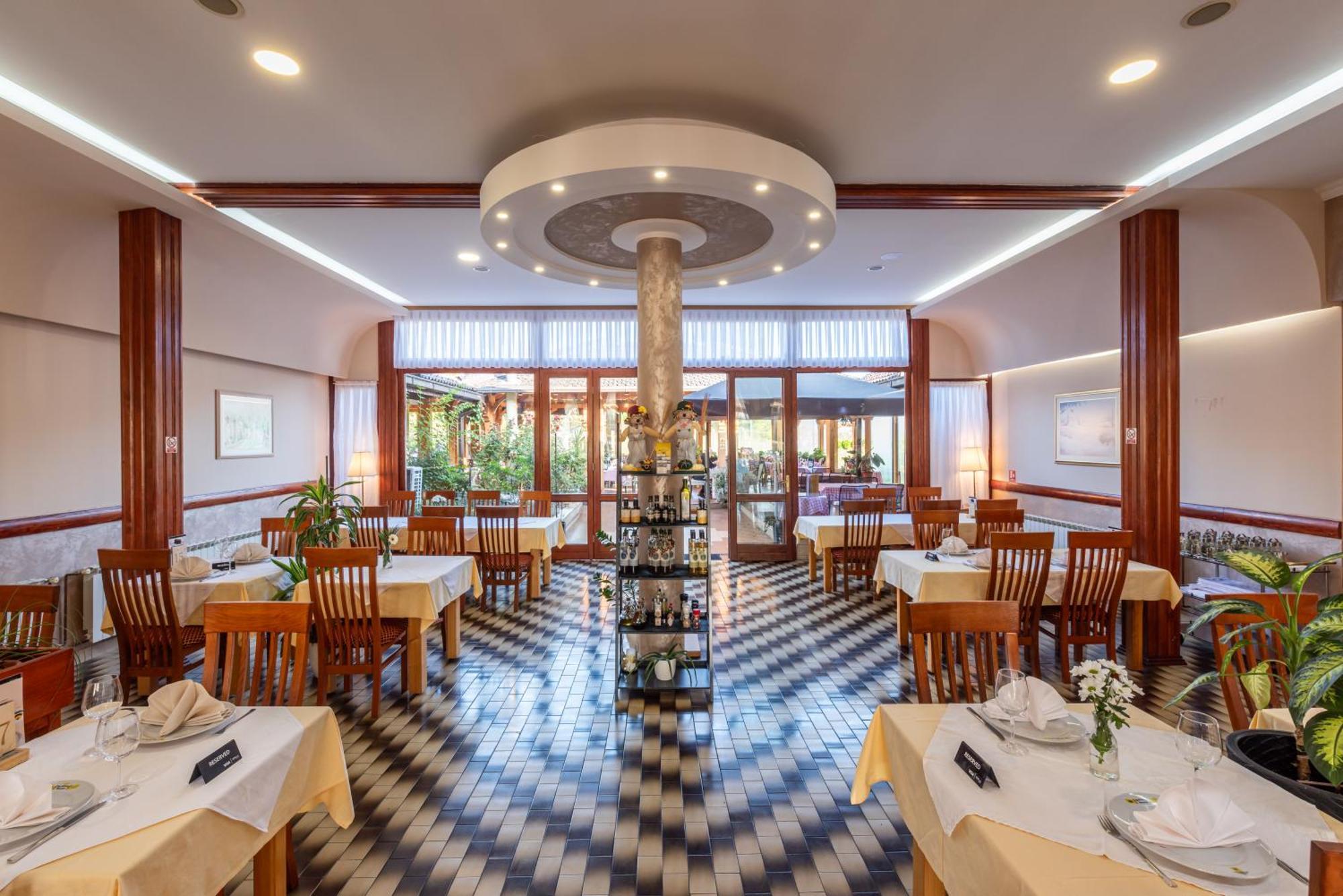 B&B Restoran Bosiljevo Bagian luar foto