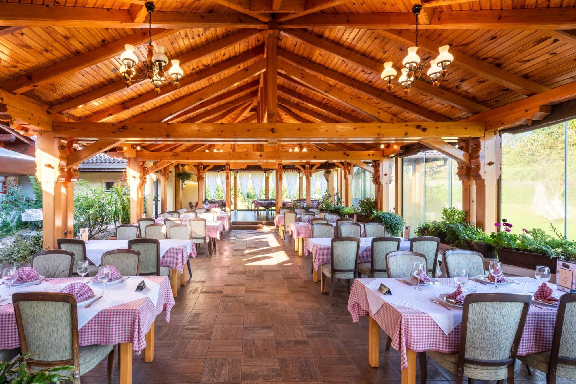 B&B Restoran Bosiljevo Bagian luar foto