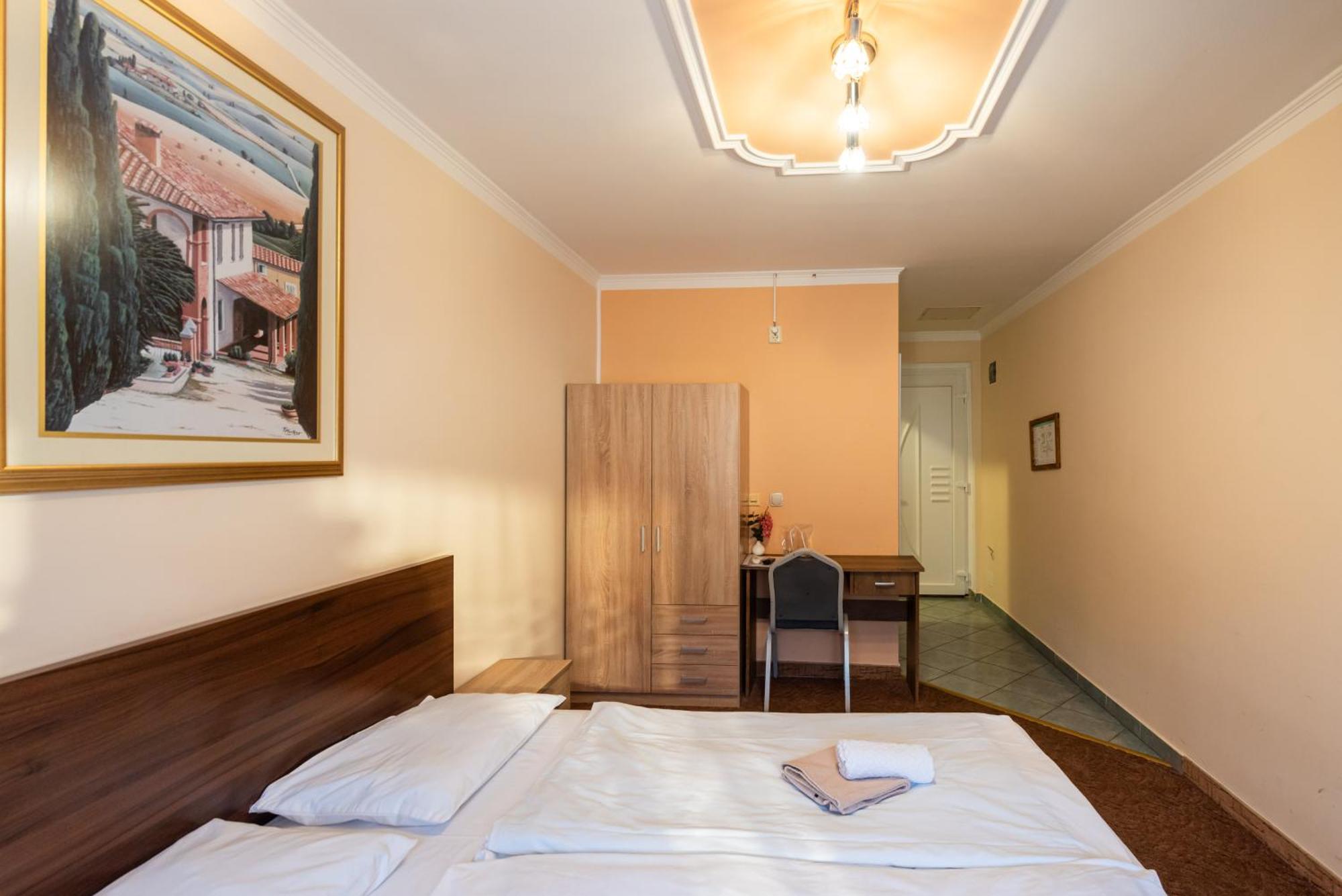 B&B Restoran Bosiljevo Bagian luar foto