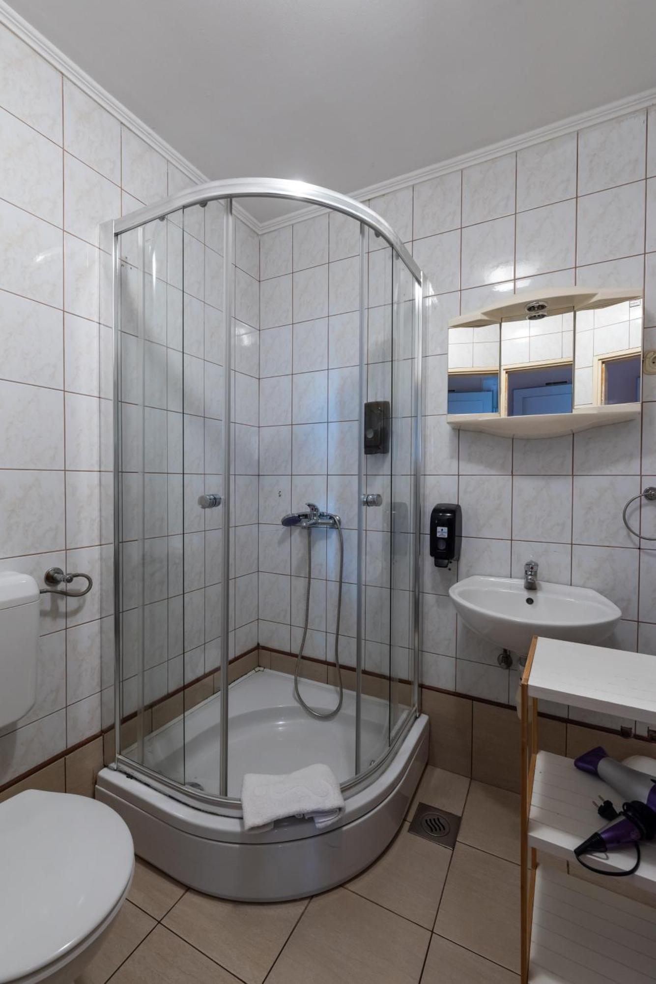B&B Restoran Bosiljevo Bagian luar foto