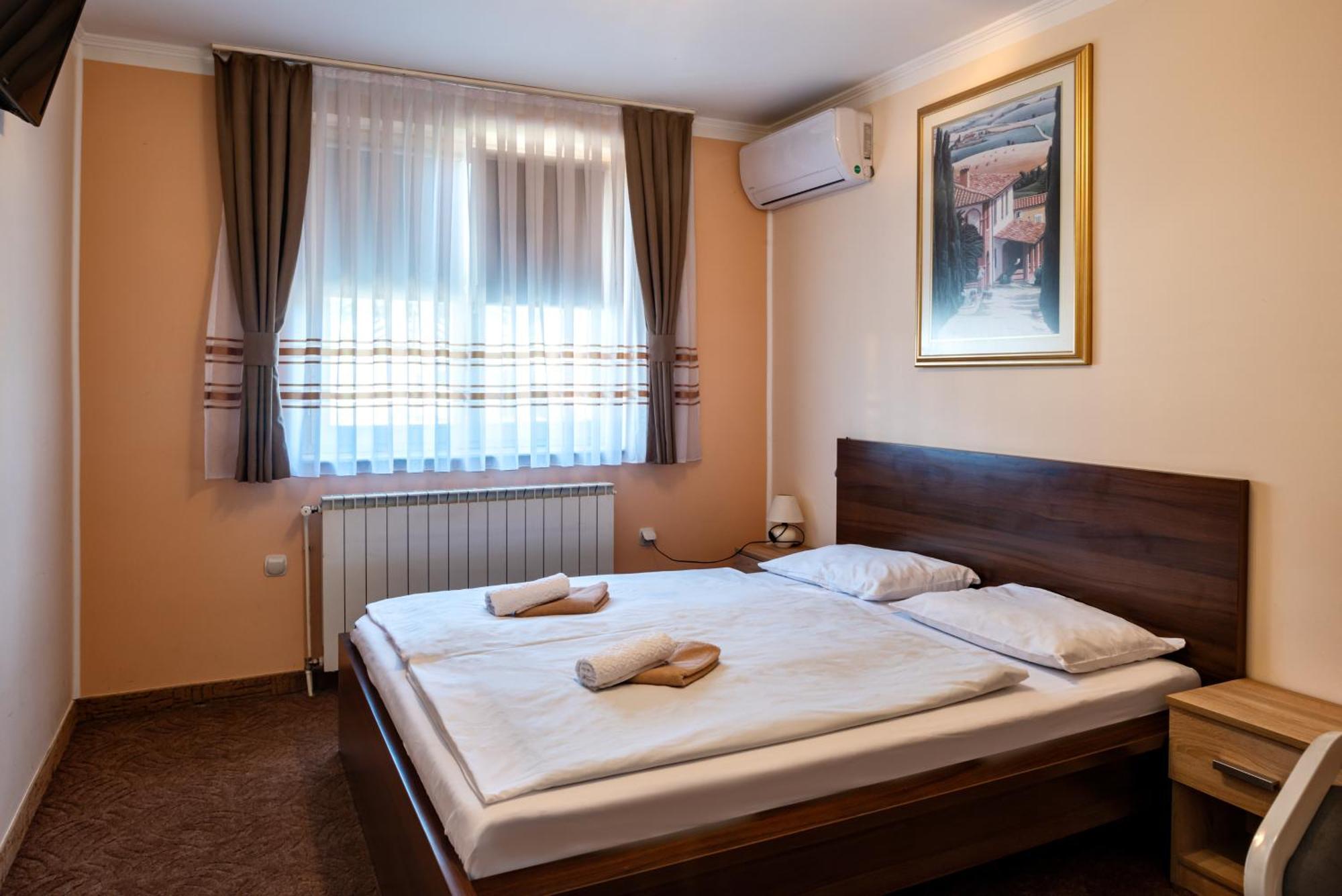 B&B Restoran Bosiljevo Bagian luar foto